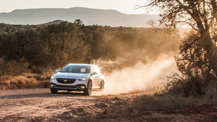  Buick Regal TourX 2017 года  (NA) (фото 51 из 61)